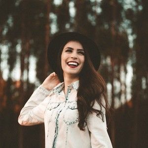 Meet your Posher, Nene